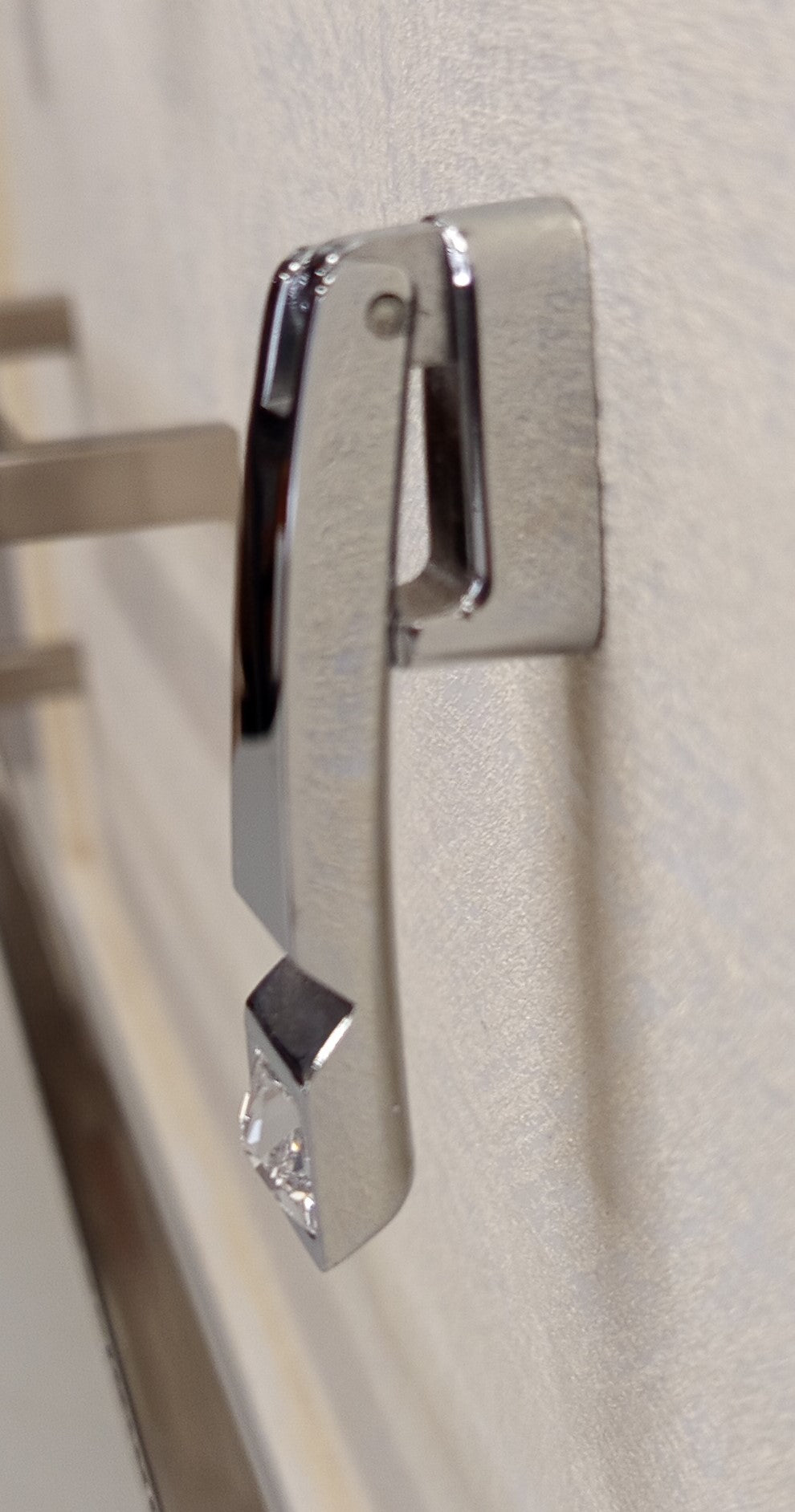 MANIGLIA MADE WITH SWAROSKI ELEMENTS SERIE 667 LINEA LUXURY GIUSTI