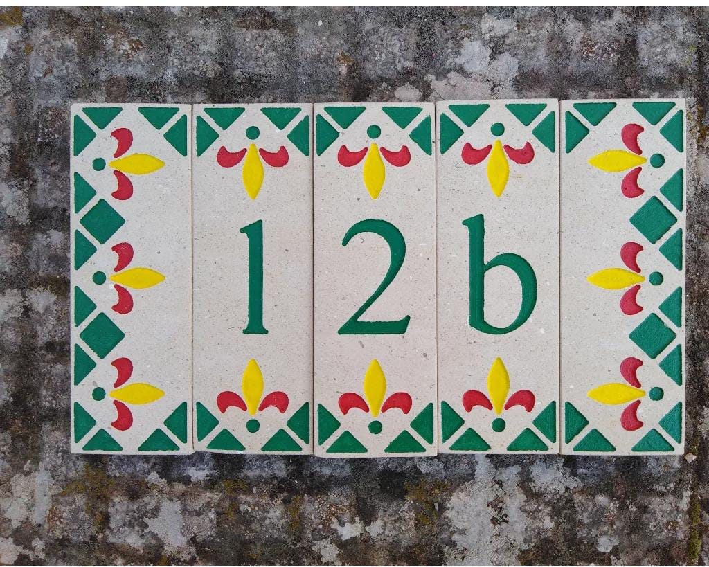 NUMERI CIVICI IN PIETRA LECCESE