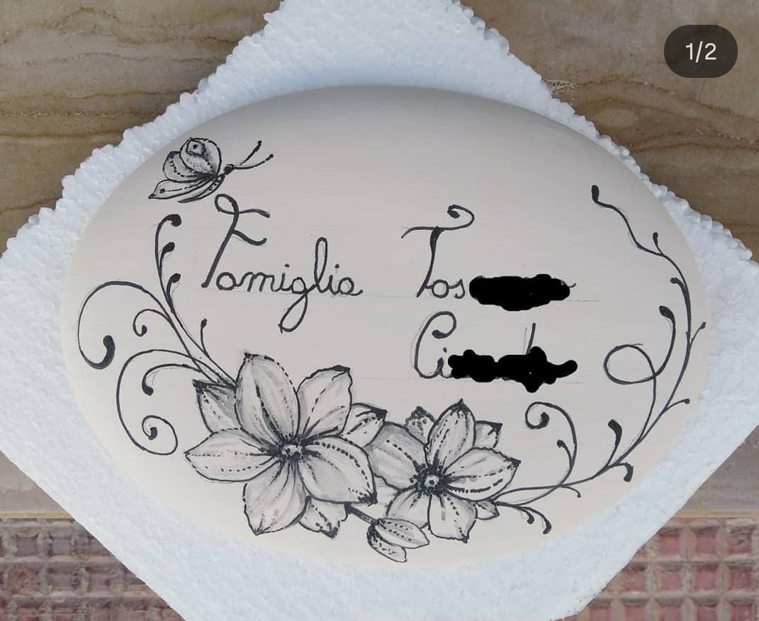 NUMERI CIVICI IN CERAMICA DIPINTE A MANO