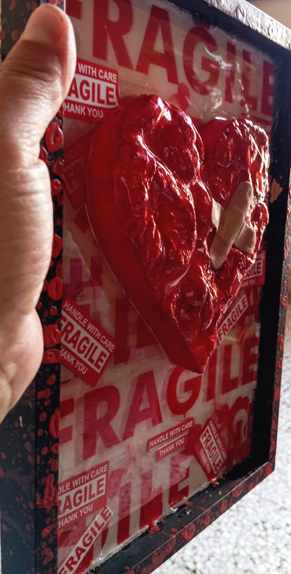 "FRAGILE" PEZZO UNICO