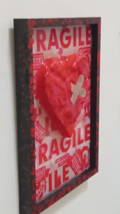 "FRAGILE" PEZZO UNICO