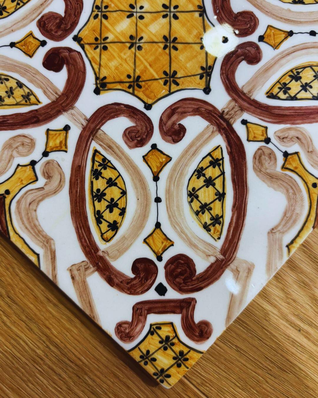 MATTONELLA/SOTTOPENTOLA IN CERAMICA DIPINTO A MANO